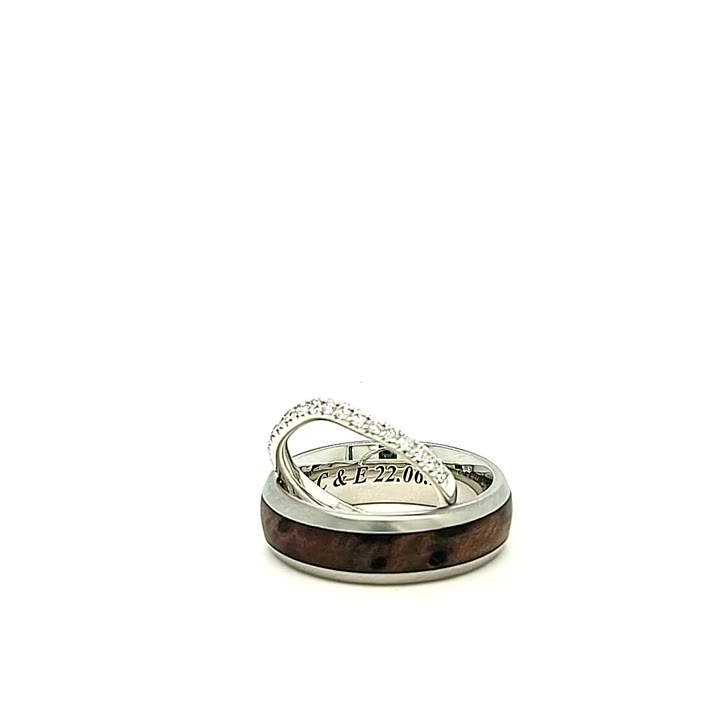 Finished ring made for an Oscar & Olivia customer, video 16