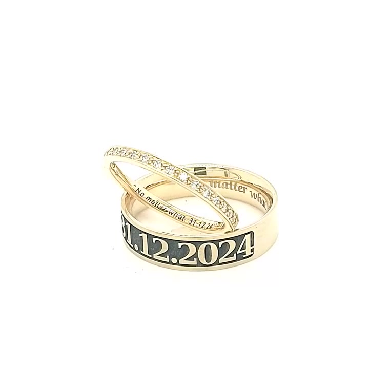 Finished ring made for an Oscar & Olivia customer, video 20