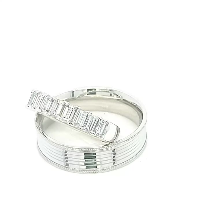 Finished ring made for an Oscar & Olivia customer, video 22